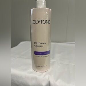 Glytone Mild Cream Cleanser |